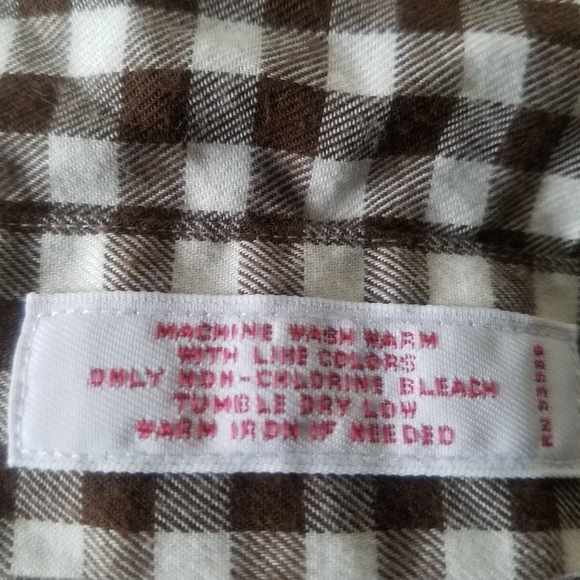 Brooks Brothers button-down long sleeve shirt - Picture 6 of 6